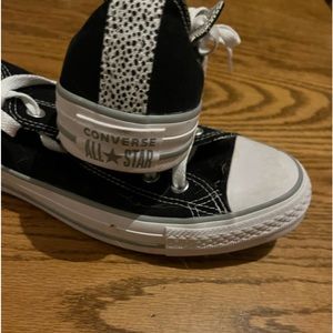Women’s size 10 Converse black sneakers